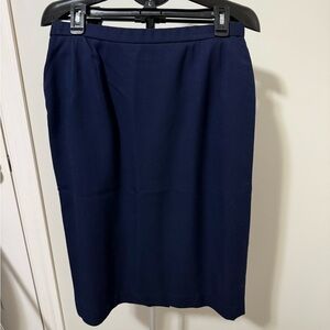 Pendleton 100% Wool Skirt Women’s Size 12 Navy Blue Fully Lined Career Classic